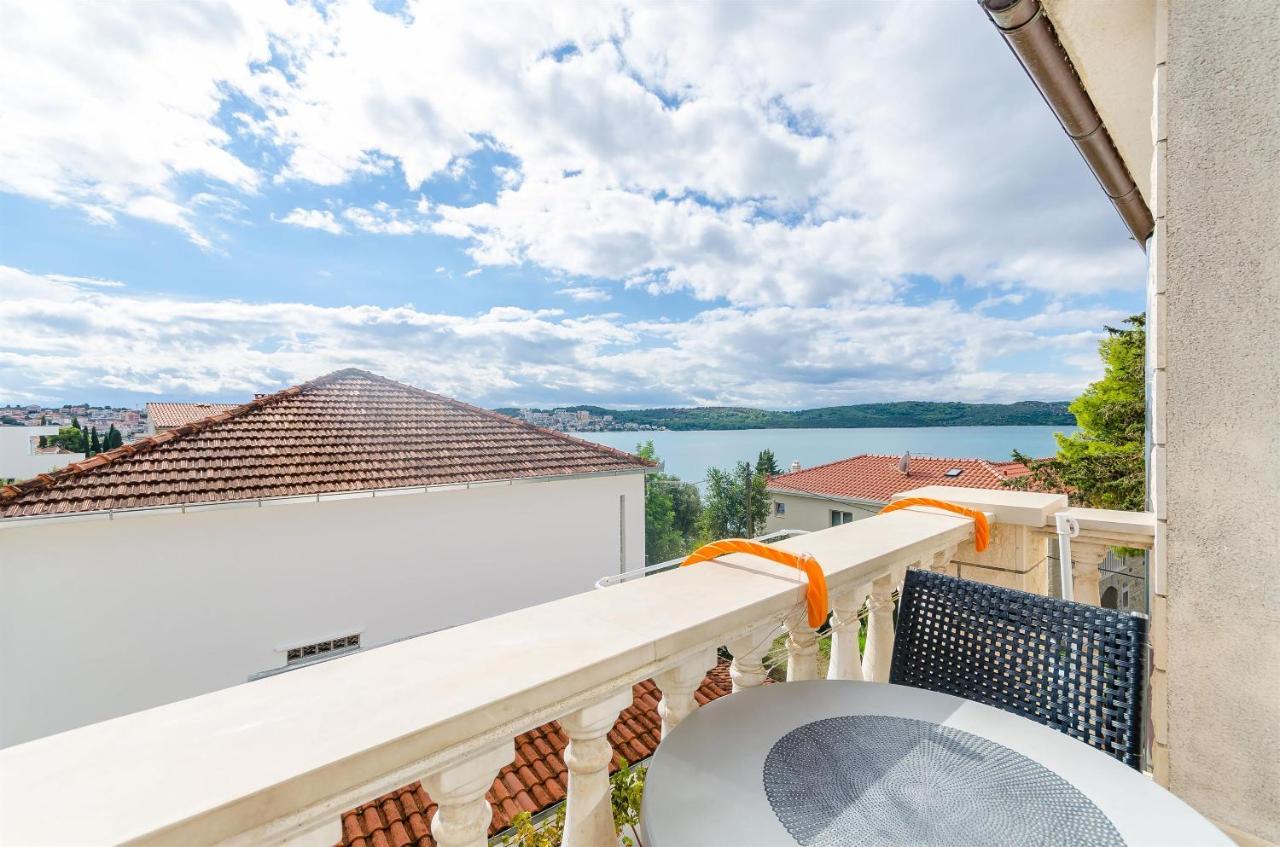 Apartments Marina Trogir Exterior photo