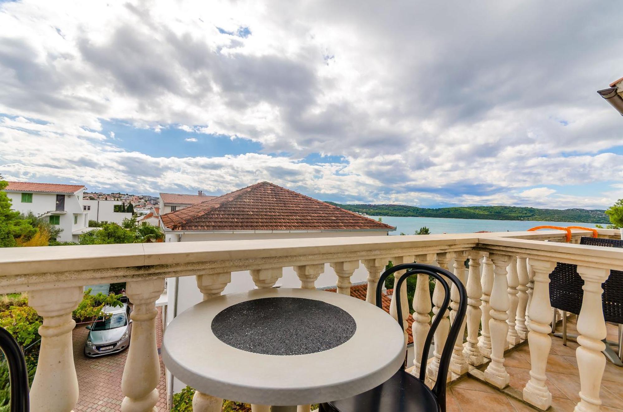 Apartments Marina Trogir Exterior photo